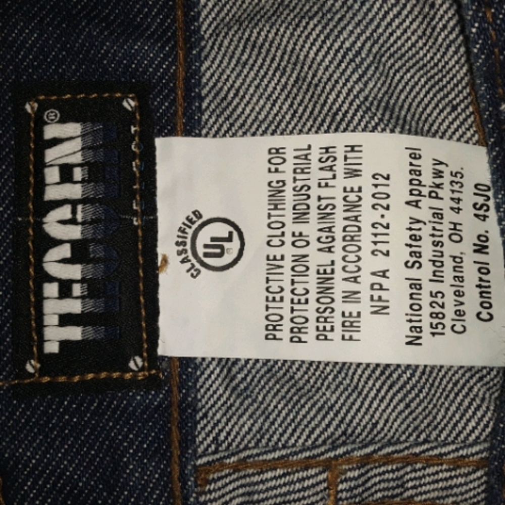 TecGen f.r. pants and long sleeve top